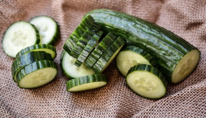 Take A Look At The 7 Amazing Health Benefits Of Eating Cucumber 